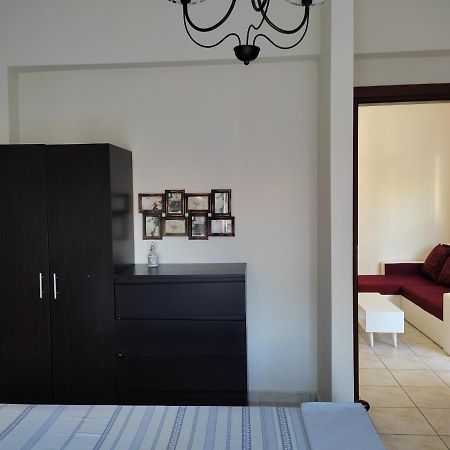 סרס Anastasia'S & Despoina'S Apartment מראה חיצוני תמונה